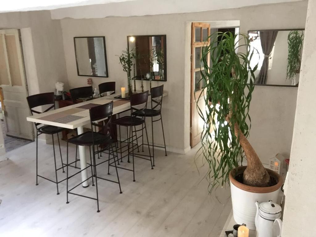 Abbey Road Le Thoureil Apartment Ngoại thất bức ảnh